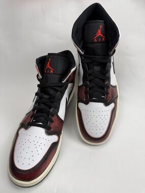 Air Jordan 1 Mid SE “Wear Away Chicago” Size 13 EU 47.5 DV9565-006 NWOT